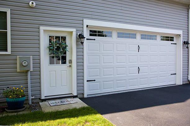24/7 Emergency Garage Door Roller Replacement experts in Genesee, ID